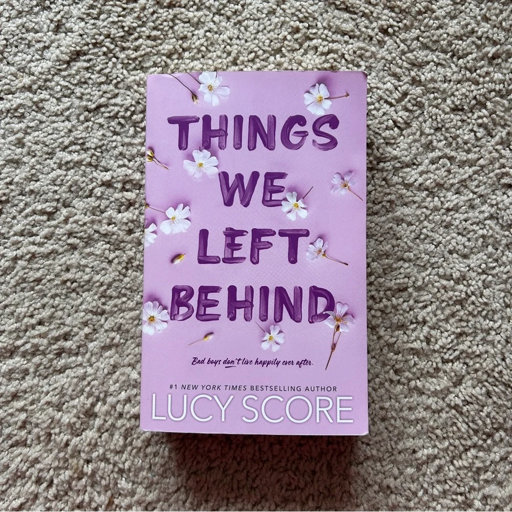 Things we left behind by Lucy score - Picture 2 of 3